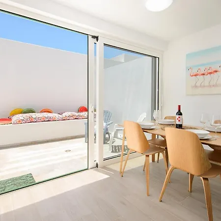 White Volcano - Pool And Gym In Sport Center Fariones Included By Lanzarote Puerto del Carmen (Lanzarote)