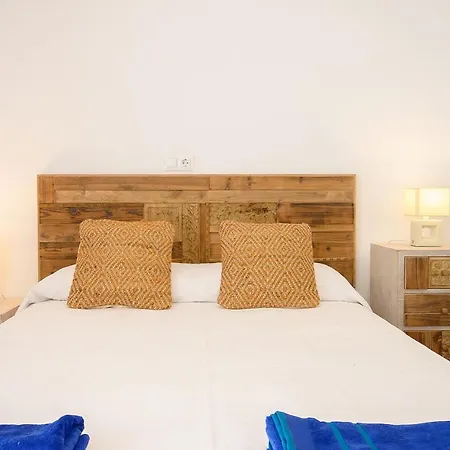 White Volcano - Pool And Gym In Sport Center Fariones Included By Lanzarote Ferienhaus Puerto del Carmen (Lanzarote)